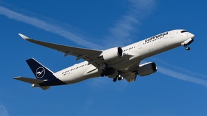 Photo of D-AIVA - Airbus A350-941 operated by Lufthansa