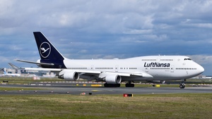 Photo of D-ABVZ - Boeing 747-430 operated by Lufthansa