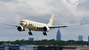 Photo of D-ANRO - Airbus A330-941 operated by Condor