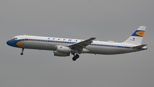 Photo of D-AIDV - Airbus A321-231 operated by Lufthansa