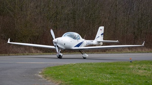 Photo of D-EQCC - Aquila A210 operated by ACC Flug