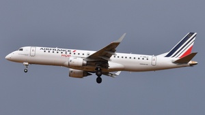 Photo of F-HBLP - Embraer ERJ-190STD operated by Air France HOP