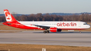 Photo of D-ALSA - Airbus A321-211 operated by Air Berlin