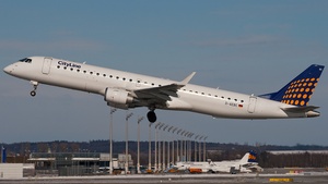 Photo of D-AEBC - Embraer ERJ-195LR operated by Lufthansa CityLine