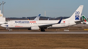 Photo of TC-SNG - Boeing 737-8HC operated by SunExpress
