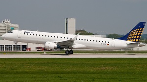 Photo of D-AEBE - Embraer ERJ-195LR operated by Lufthansa CityLine