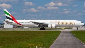 Photo of A6-EMR - Boeing 777-31H operated by Emirates