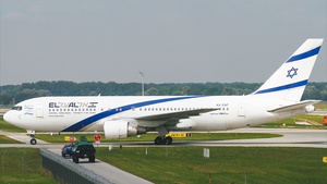 Photo of 4X-EAF - Boeing 767-27E(ER) operated by El Al Israel Airlines