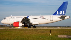Photo of OY-KBT - Airbus A319-131 operated by SAS Scandinavian Airlines