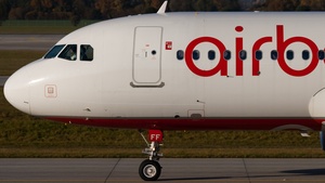 Photo of D-ABFF - Airbus A320-214 operated by Air Berlin