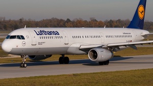 Photo of D-AISN - Airbus A321-231 operated by Lufthansa