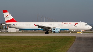 Photo of OE-LBF - Airbus A321-211 operated by Austrian Airlines