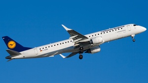 Photo of D-AEBD - Embraer ERJ-195LR operated by Lufthansa CityLine