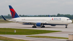 Photo of N192DN - Boeing 767-332(ER) operated by Delta Air Lines