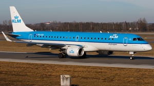 Photo of PH-EZD - Embraer ERJ-190STD operated by KLM Cityhopper