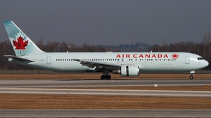 Photo of C-GHLV - Boeing 767-333(ER) operated by Air Canada