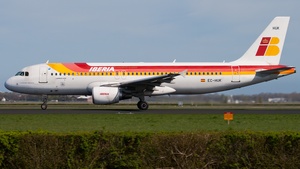 Photo of EC-HUK - Airbus A320-214 operated by Iberia