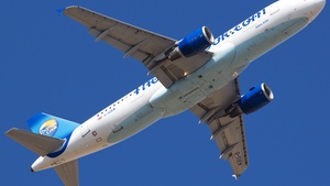 Photo of G-SUEW - Airbus A320-214 operated by Thomas Cook Airlines