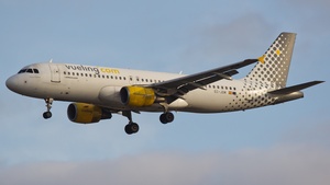 Photo of EC-JGM - Airbus A320-214 operated by Vueling
