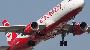 Photo of HB-IOW - Airbus A320-214 operated by Air Berlin (opb Belair Airlines)