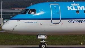 Photo of PH-EZD - Embraer ERJ-190STD operated by KLM Cityhopper