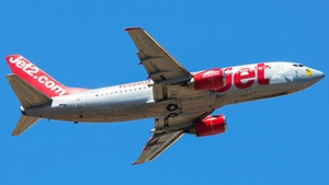 Photo of G-CELG - Boeing 737-377 operated by Jet2