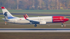 Photo of LN-NOV - Boeing 737-8FZ operated by Norwegian Air Shuttle