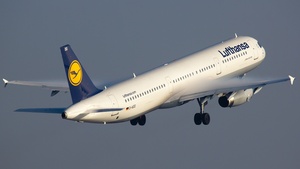 Photo of D-AIDD - Airbus A321-231 operated by Lufthansa