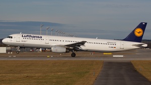 Photo of Airbus A321-131 - Munich