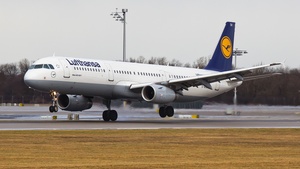 Photo of D-AISH - Airbus A321-231 operated by Lufthansa