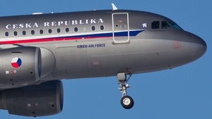 Photo of 2801 - Airbus A319-115(CJ)