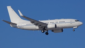Photo of 02-0042 - Boeing C-40B