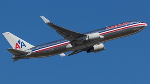 Photo of N361AA - Boeing 767-323(ER) operated by American Airlines