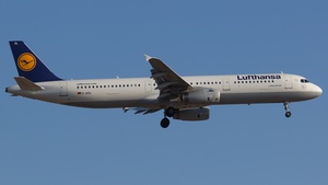 Photo of D-AIDL - Airbus A321-231 operated by Lufthansa