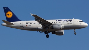 Photo of D-AILR - Airbus A319-114 operated by Lufthansa