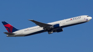 Photo of N841MH - Boeing 767-432(ER) operated by Delta Air Lines
