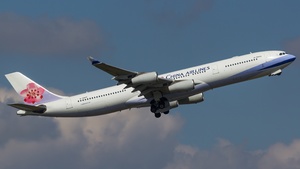 Photo of B-18805 - Airbus A340-313 operated by China Airlines