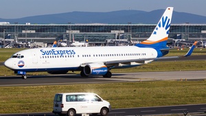 Photo of D-ASXE - Boeing 737-8CX operated by SunExpress Germany