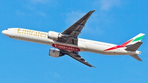 Photo of A6-EBD - Boeing 777-31H(ER) operated by Emirates