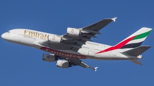 Photo of A6-EEB - Airbus A380-861 operated by Emirates