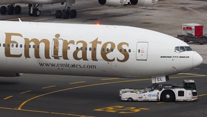 Photo of A6-ECL - Boeing 777-36N(ER) operated by Emirates