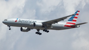 Photo of N790AN - Boeing 777-223(ER) operated by American Airlines