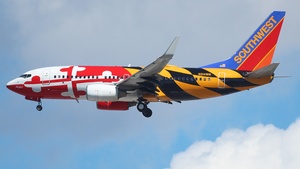 Photo of N214WN - Boeing 737-7H4 operated by Southwest Airlines