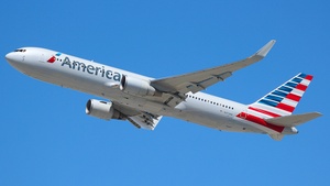 Photo of N373AA - Boeing 767-323(ER) operated by American Airlines