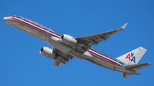 Photo of N624AA - Boeing 757-223 operated by American Airlines