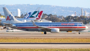 Photo of N913AN - Boeing 737-823 operated by American Airlines