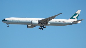 Photo of B-KPR - Boeing 777-367(ER) operated by Cathay Pacific Airways
