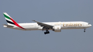 Photo with serial 42347 - Boeing 777-31H(ER)