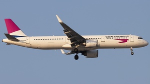 Photo of UK32130 - Airbus A321-251N operated by Centrum Air