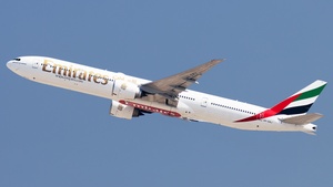 Photo of A6-ENJ - Boeing 777-31H(ER) operated by Emirates